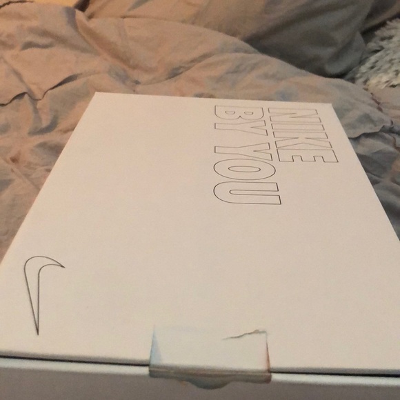 Shoes - Picture 7 of 7